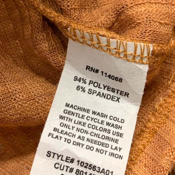 New! Ten sixty Sherman long sleeve ribbed cropped top shirt, size small - Picture 6 of 6